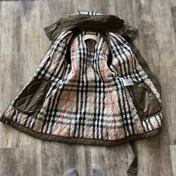 Burberry BRIT Nylon Diamond Quilted Belted & Hooded Parka - Olive - Picture 4 of 16